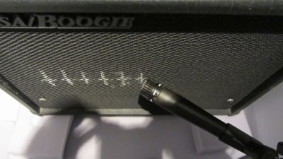 Le micro SM57 au centre du HP avec un angle de 30°